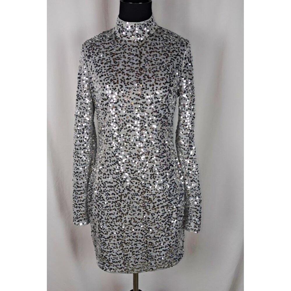 Forever 21 Women's Silver Sequin Mock Neck Long Sleeve Mini Dress Size M NWT